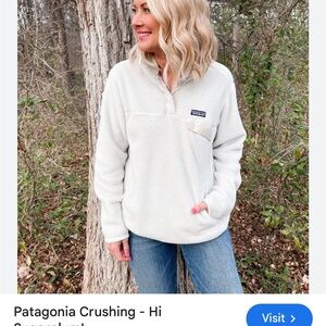 Patagonia Cream Fleece Jacket. Kids XXL (16-18)